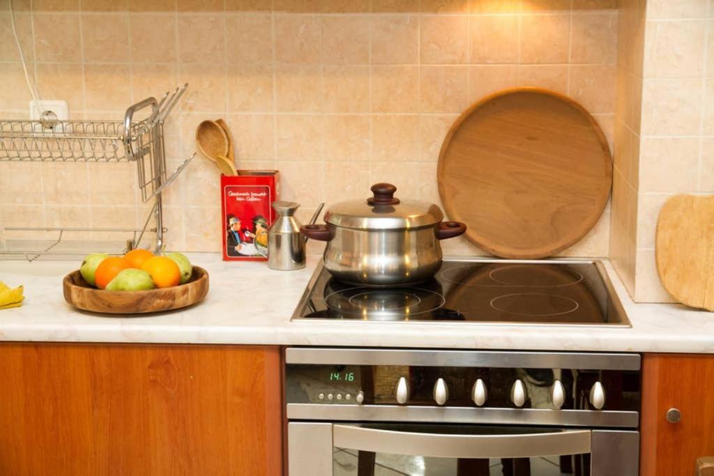 Spacious Family Flat Near Parthenon Free Parking Ateny Zewnętrze zdjęcie